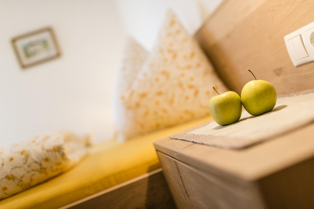 Apartamento Beim Dorner Scena Habitación foto